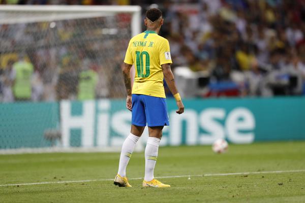 新浪体育直击：巴西1-2比利时