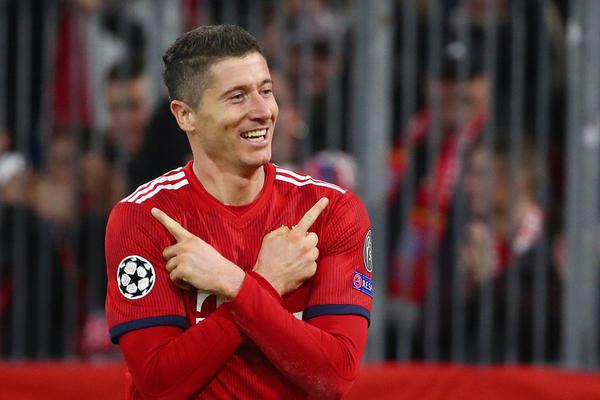 [流言板]希望沒事！波杰姆斯基無對抗下似乎拉傷，下場走回更衣室