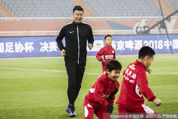 論成績與實力，Jackeylove、Ruler、Gumayusi、Viper8這幾位知名ad如何排名