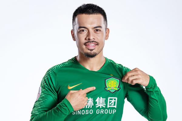 最后還差不了多少！籃板對比掘金首節25