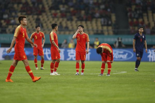 改10分鐘制，咪咕轉播從商業角度講能否向籃協索賠版權費？