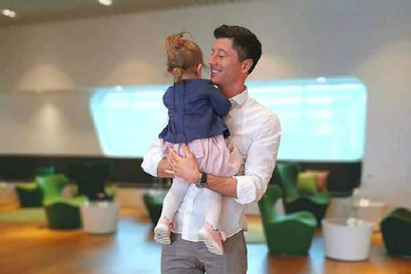 巴萨最新球衣-乐鱼app(leyu)官方网站-乐鱼官网