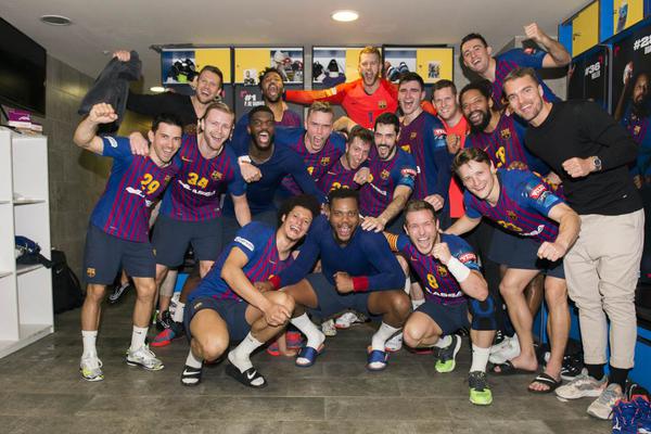 恋上男神官方测试版 v1.0