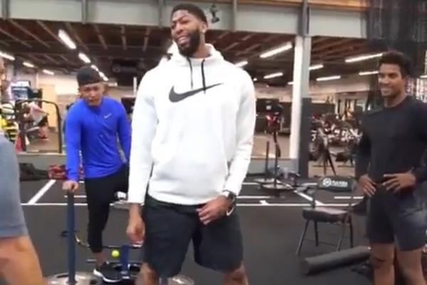 平安半岛体育- 半岛体育官方网站- 半岛体育APP下载AskBob医生站引入内分泌专科领域大咖 数字化赋能医生教育高质量发展