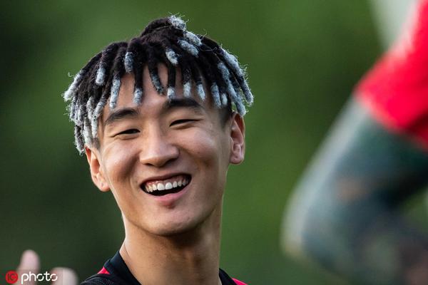 2025国际足联U17女足世界杯1/8决赛，巴西队VS中国队首发名单出炉