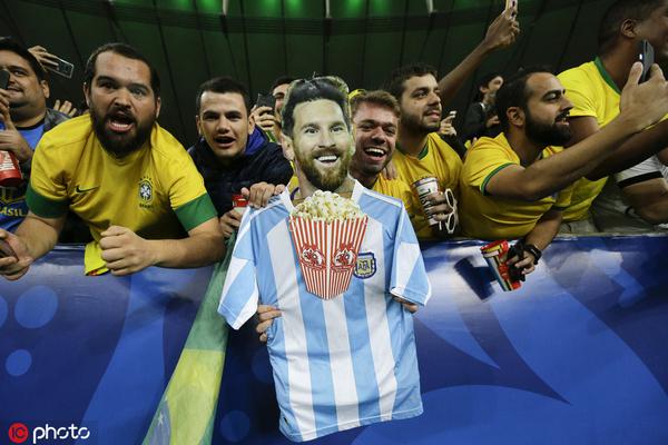 饥饿鲨乱斗游戏下载-饥饿鲨乱斗v1.0.0官方安卓版下载