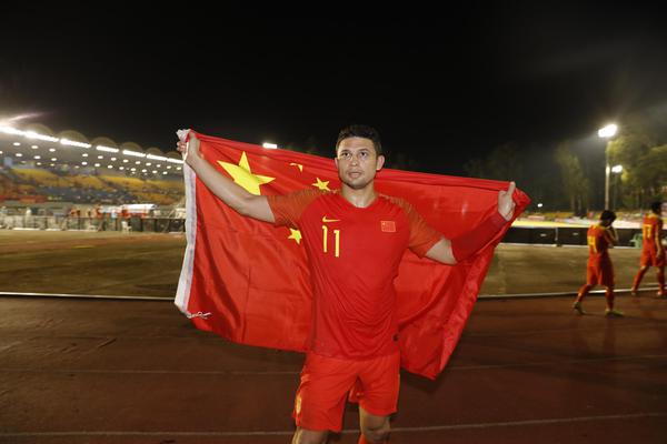 明天NBA杯对阵黄蜂 阿德巴约因左大脚趾扭伤缺阵