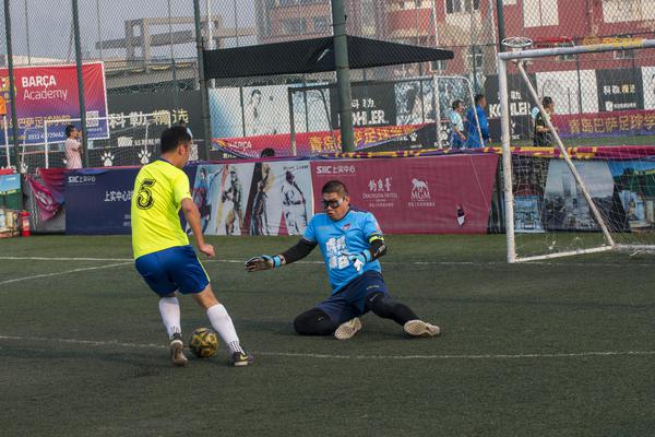 最后還差不了多少！籃板對比掘金首節25