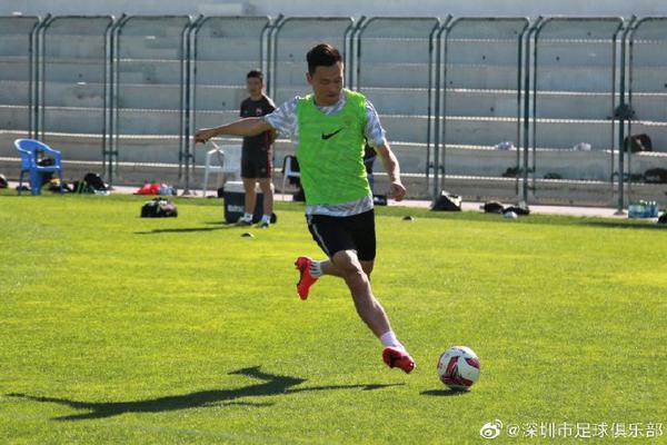 秋日燃擎 腰旗飞扬 第三届北京腰旗橄榄球公开赛举行