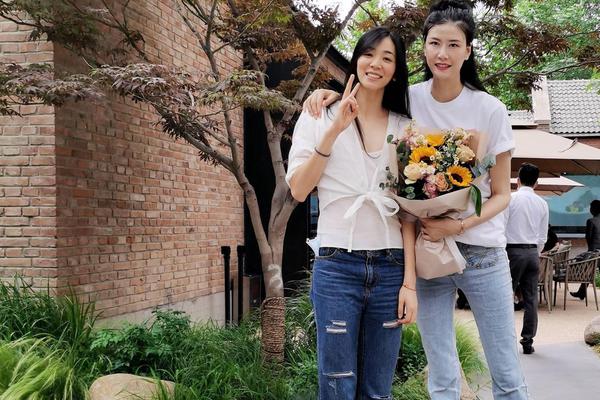 魔幻四重奏-爱游戏App官方下载入口-爱游戏