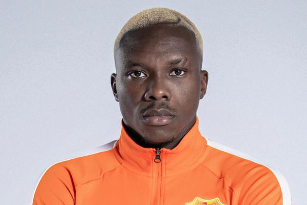 职业选手状态下滑应该坚守赛场还是体面退役？