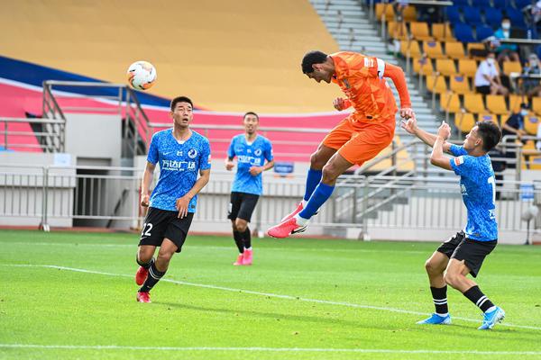 記者：弗拉格一直帶傷作戰，他會在明日與鵜鶘比賽中復出