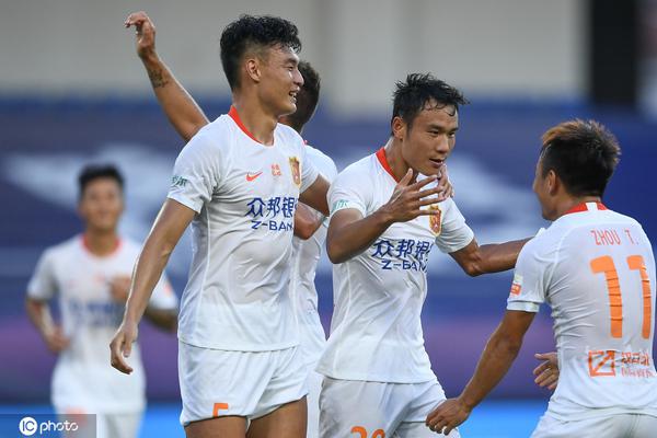 被贬替补！克莱加盟独行侠原因之一是保证首发+28