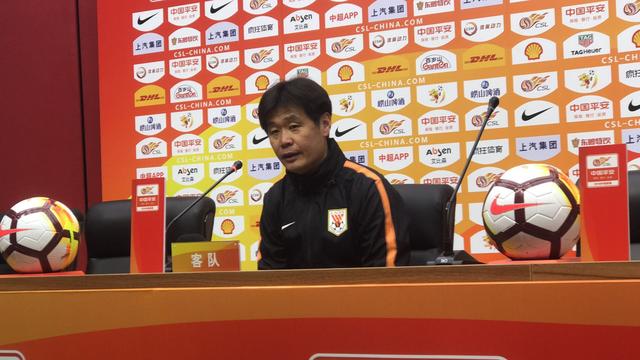 李霄鹏:鲁能没有老少和外援 板凳厚队员竞争上岗