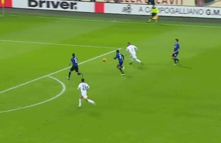 随后利亚伊奇突入禁区推射右下角被挡出.第75分钟,伊卡尔