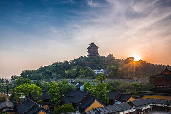 跑完南马去哪嗨? 南京吃喝玩乐攻略大放送_跑