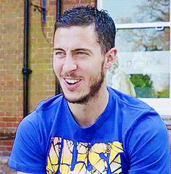 回顾阿扎尔精彩时刻巅峰扎球王何时归来