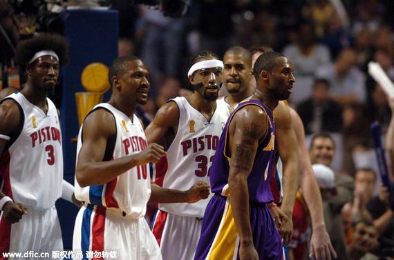 科比回顾04年总决赛失利