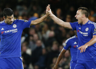 英超-科斯塔梅开二度 切尔西错失点球2-2憾平