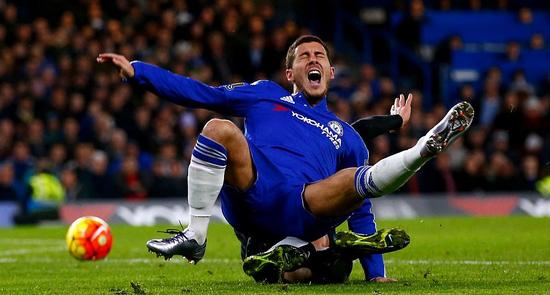 阿扎尔赢得点球