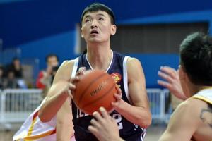 顾全31分难阻球队3连败 深圳91-113不敌同曦