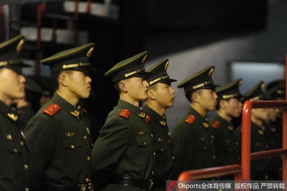 辽宁主场安保全面升级 馆内安排武警消防员_C