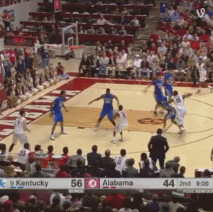 逗妹吐槽:詹皇遭啪啪啪打脸 男球迷表白厄齐尔