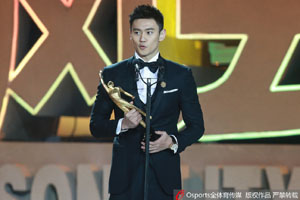 风云人物宁泽涛刘虹获男女最佳 郎平揽两项大奖