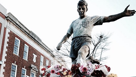 至今人们还无法忘记邓肯-爱德华兹