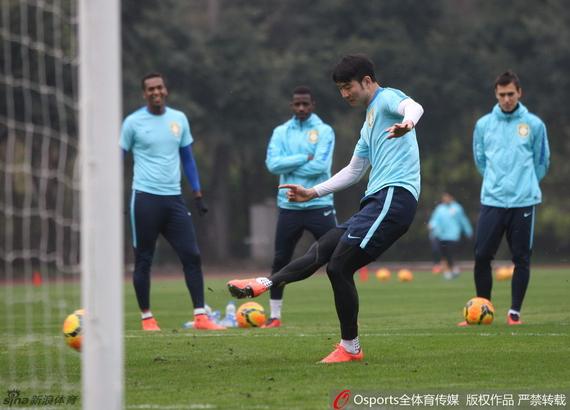 周二起视频直播中超亚冠次轮_手机新浪网