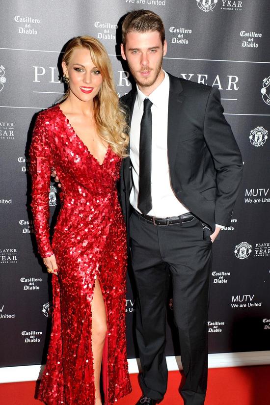 德赫亚和女友很恩爱