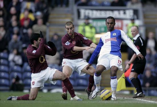 2006年2月在联赛中意外负于布莱克本