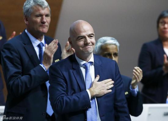 因凡蒂诺当选国际足联主席