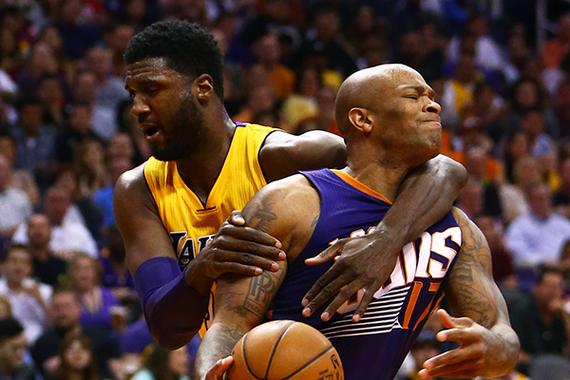 锁喉!高圆圆替老大报仇?(gif)