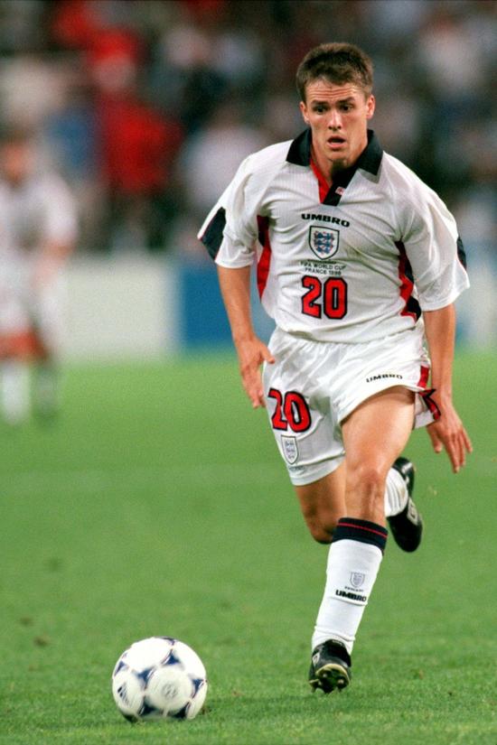 记忆中的美颜少年TOP10:小贝C罗领衔C罗卡卡上榜 - 米尔体育网