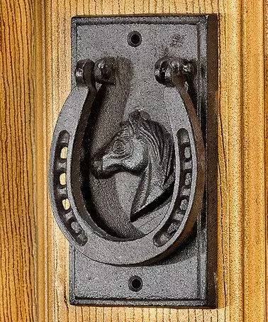 马铁蹄的寓意:盘点曾给人带来幸运的神奇马铁