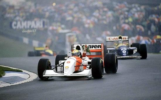 1993年F1英国站，塞纳在多宁顿公园雨战取胜