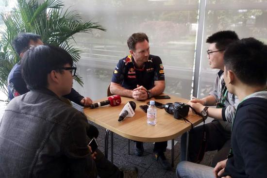 红牛车队经理克里斯蒂安-霍纳接受中国媒体采访