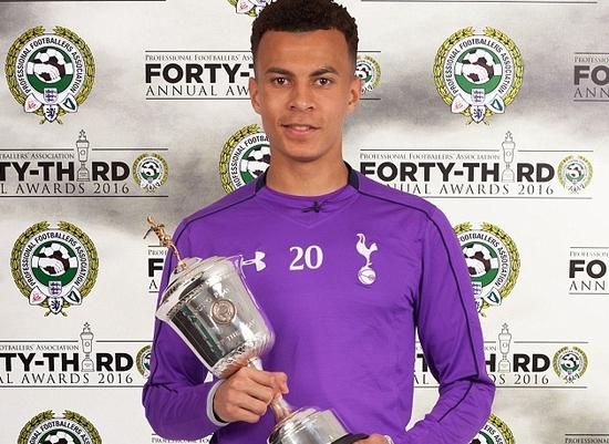 力压瓦尔迪!马赫雷斯当选英超年度最佳球员_彩