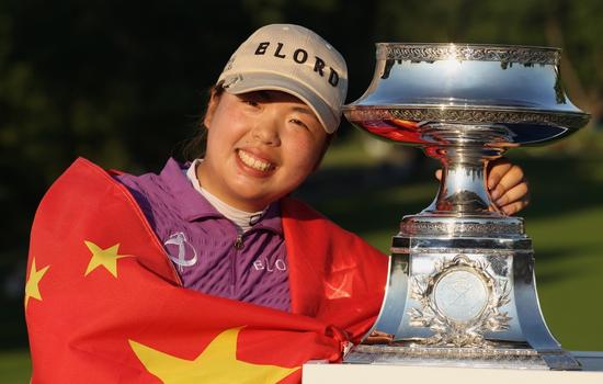 2012年冯珊珊在文曼斯LPGA锦标赛中夺冠