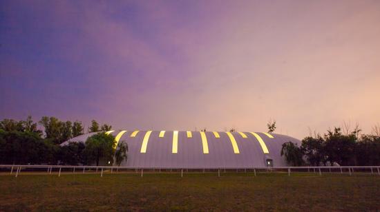 气膜建筑在体育场馆的应用如何 来算笔经济账