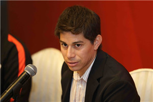 孔卡与上港续约两年 想为上海这座城市拿个冠军