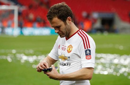 曝曼联给穆里尼奥2亿英镑重建 挖伊布+皇马天王