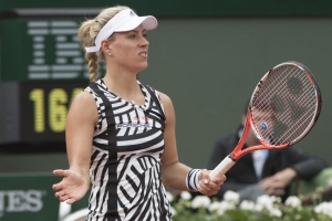 法网科贝尔苦战三盘告负 巡回赛三连败首轮出局