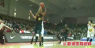 王仕鹏命中三分