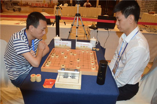 飞神杯王天一许银川等晋级8强