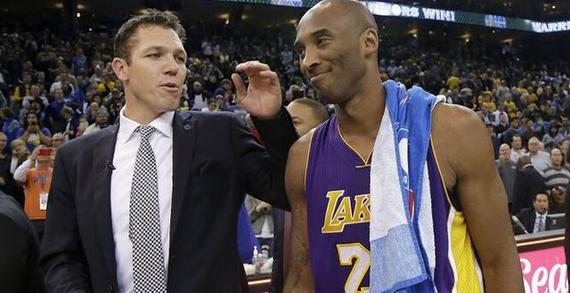 晕菜!湖人主教练总决赛吃T