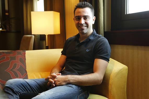 哈维:巅峰巴萨遭到了打压_手机新浪网