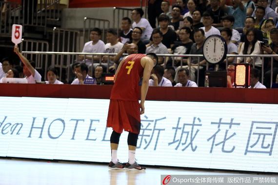 男篮亚洲杯预选赛新西兰92-51大胜中国香港 41分差创系列赛纪录