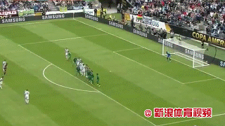 拉梅拉任意球建功